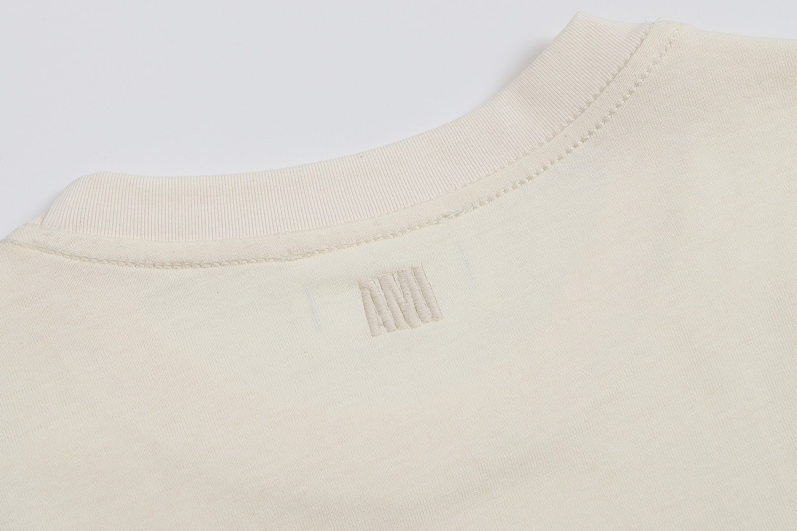 2026 AMI PARIS Unisex  T-shirt THOM TREND
