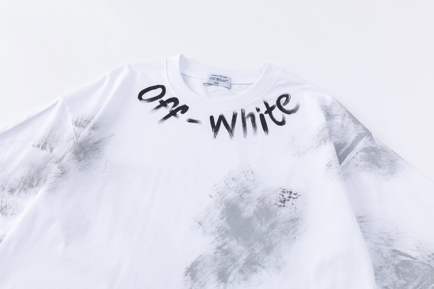 Short Sleeve T-Shirt ¨C Relaxed Fit Light Luxury Station