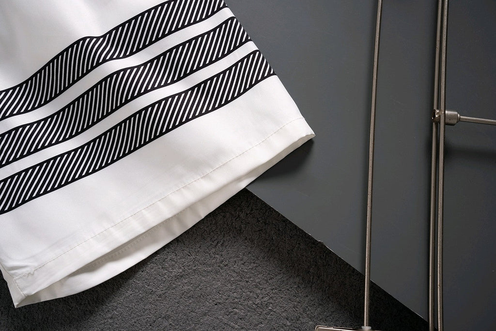 Thom Browne Style Four-Bar Stripe Woven Shorts - Image 7