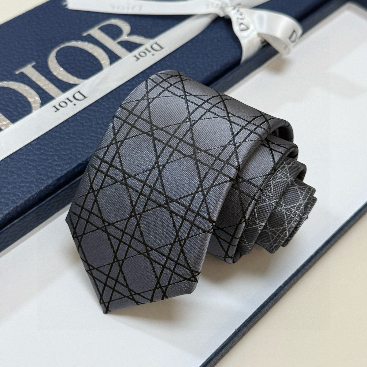 Dior Style Men's Oblique Geometric Silk Tie - Detail Image 2