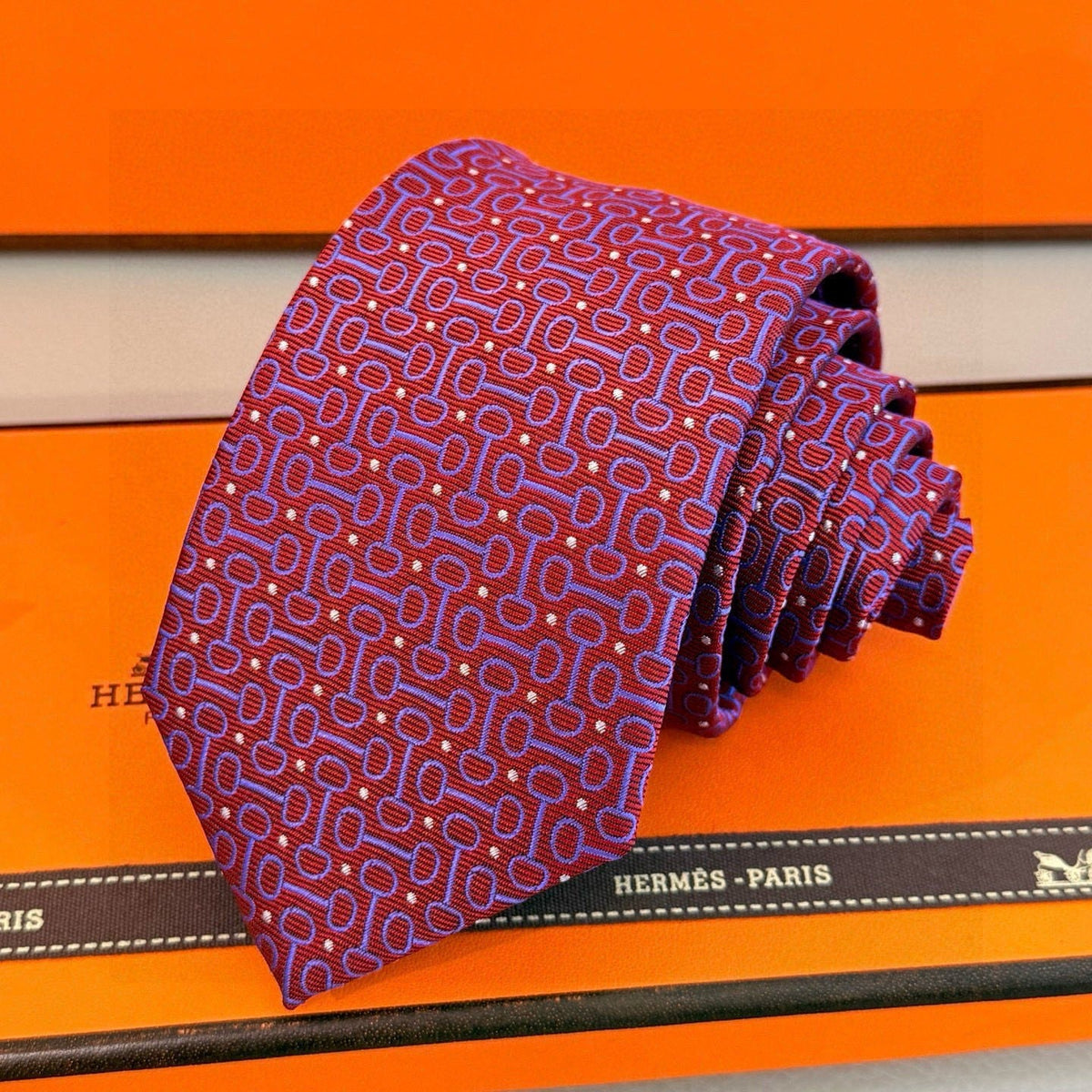 Hermes Style Men's Chain Motif Silk Tie - Detail Image 3