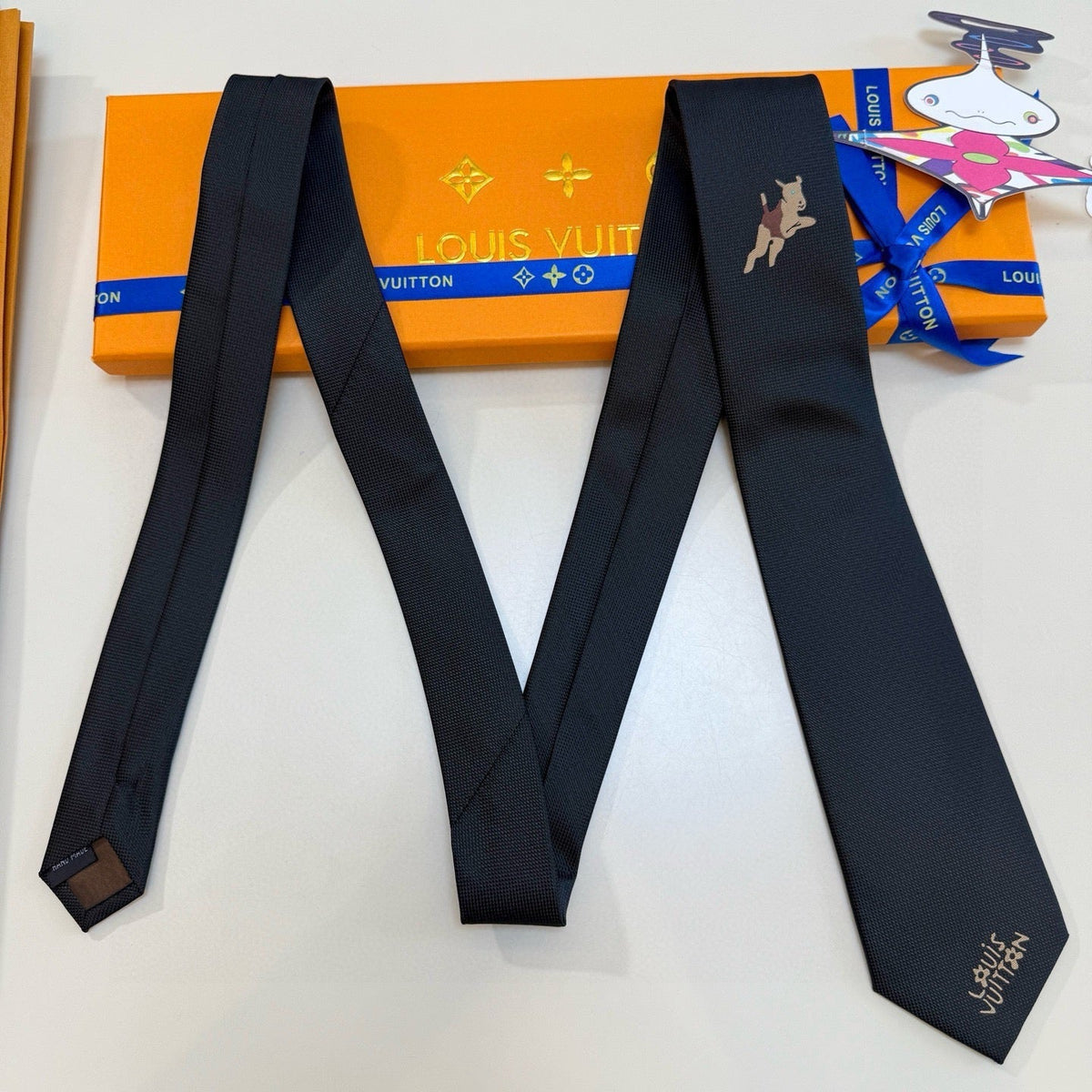 Louis Vuitton Style Men's Embroidered Logo Silk Tie - Detail Image 8