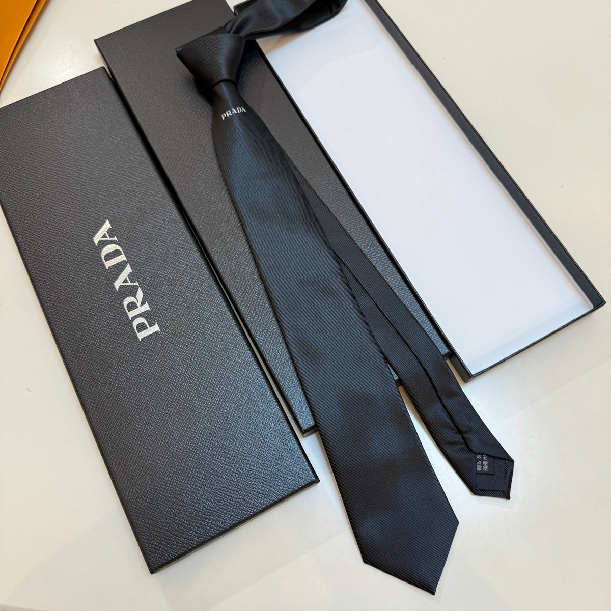 Prada Style Men's Minimal Logo Silk Tie - Detail Image 6
