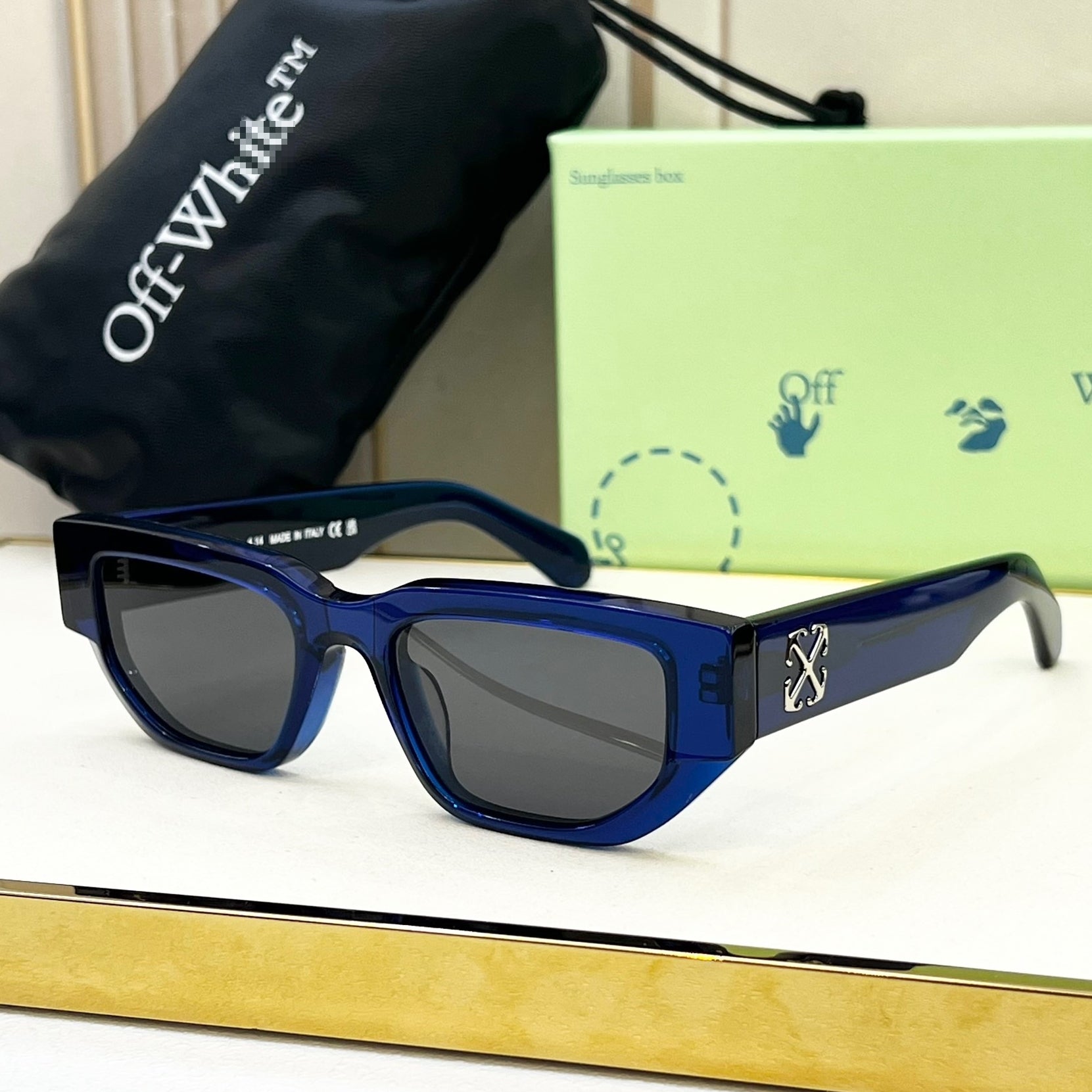 OFF-Whlte Arrow logo sunglasses#115 4-Bar