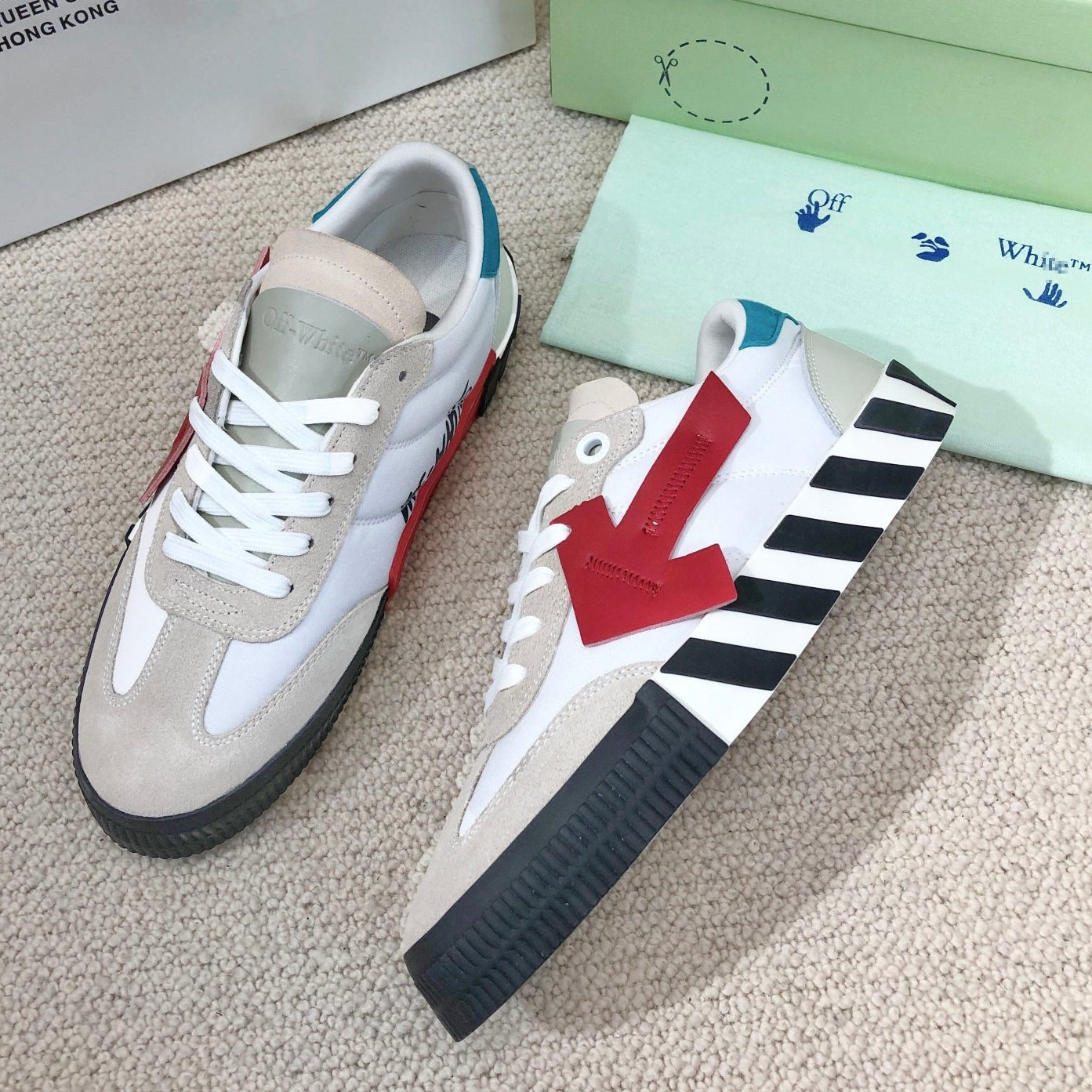 OFF-Whlte Arrow Sneakers#27 4-Bar