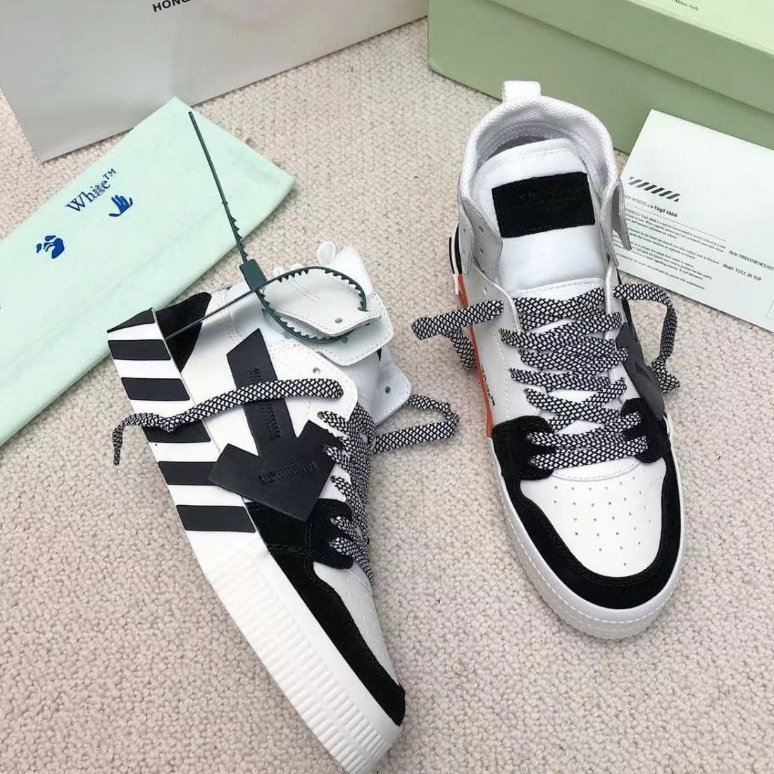 OFF-Whlte sneakers #47 4-Bar