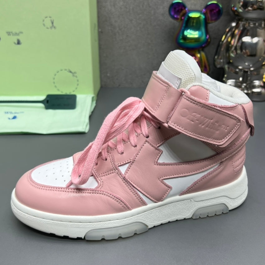 OFF-Whlte Arrow Logo Leather Sneakers #35 4-Bar