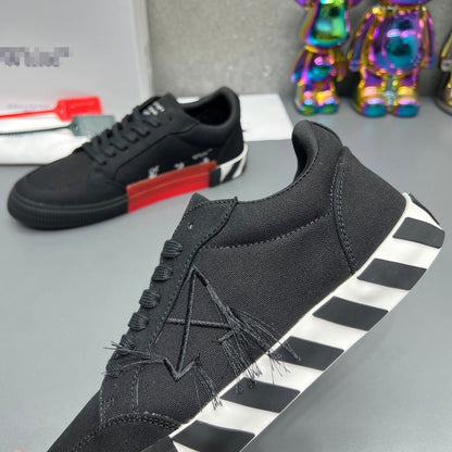 OFF-Whlte Canvas Sneakers#67 4-Bar