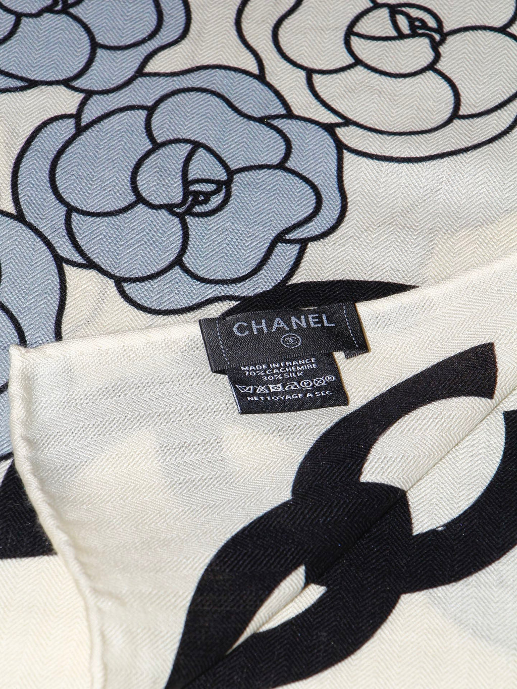Chanel Style Camellia Velvet Shawl - Light Blue - Detail Image 4