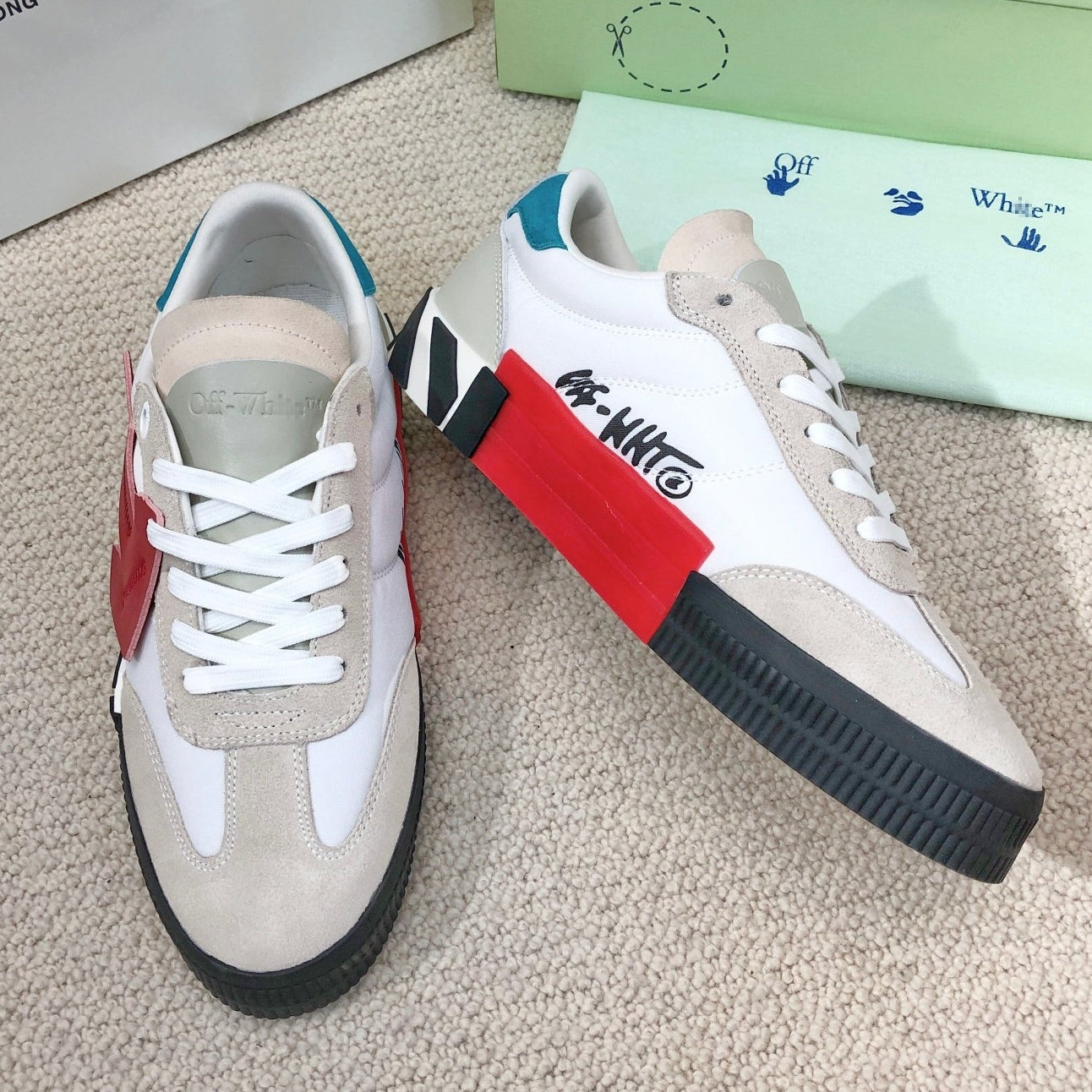 OFF-Whlte Arrow Sneakers#27 4-Bar