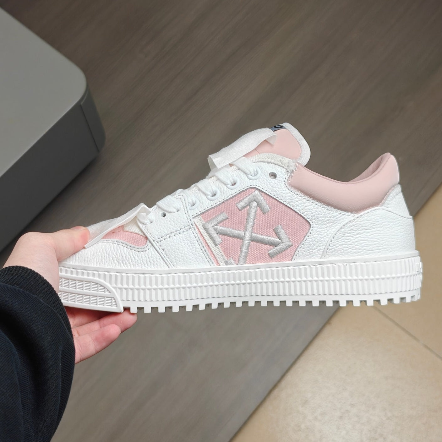 OFF-Whlte Arrow logo Sports shoes#6 4-Bar