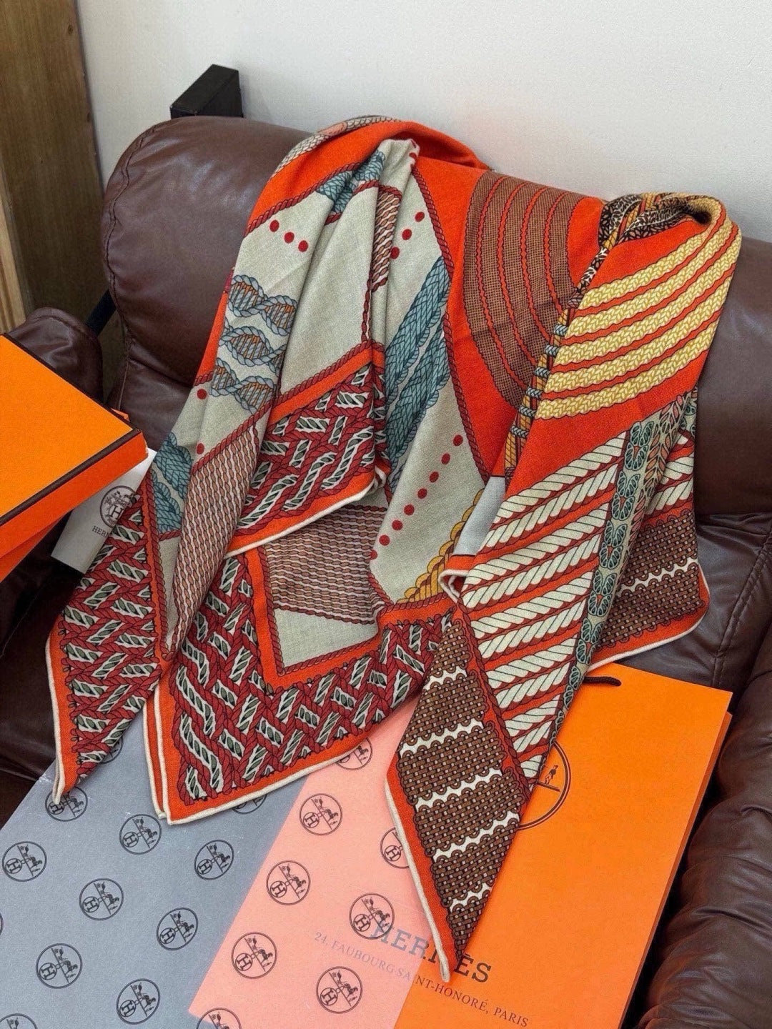 Hermes Style Dressage Tressage Cashmere Silk Shawl - Detail Image 5