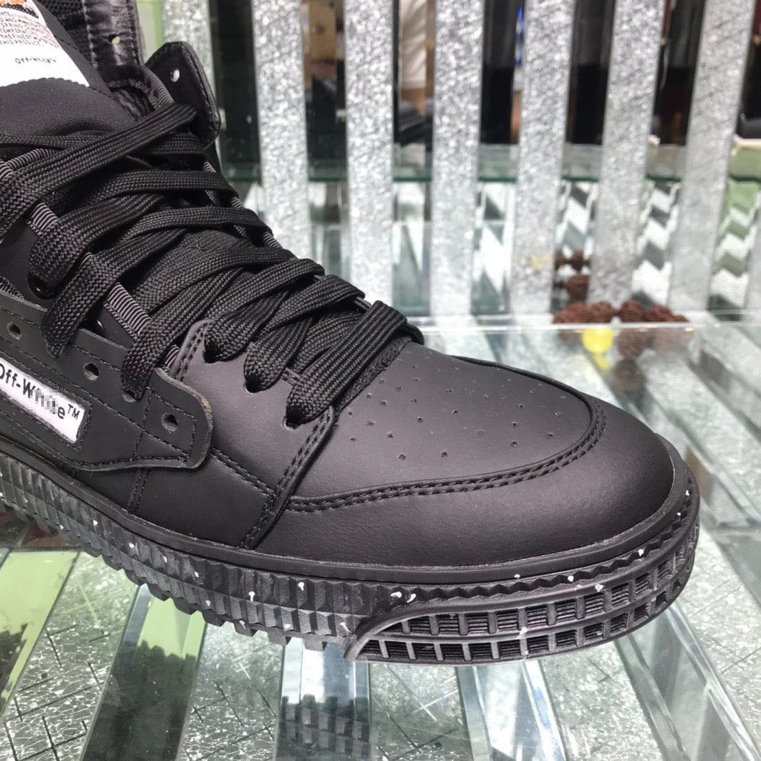 OFF-Whlte Arrow Logo Leather Sneakers #34 4-Bar