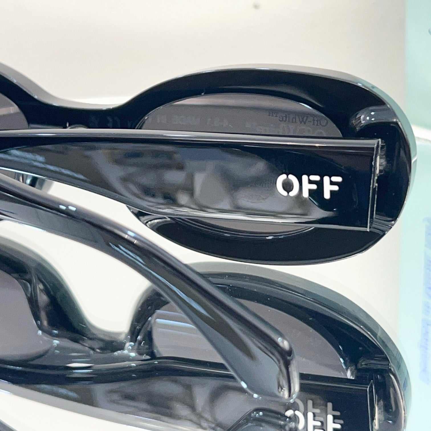 OFF-Whlte Arrow logo sunglasses#087 4-Bar