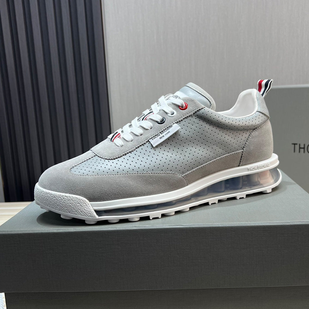 Man Cowhide Sneakers THOM TREND