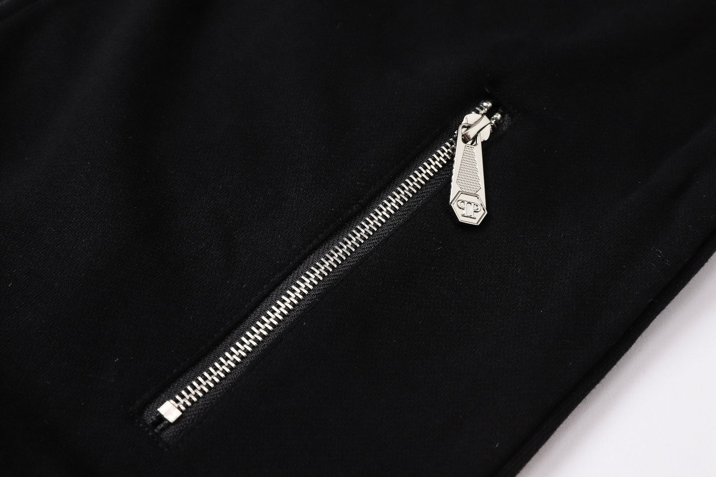 New-2025 Man Black Hoodie SOLODSQ2