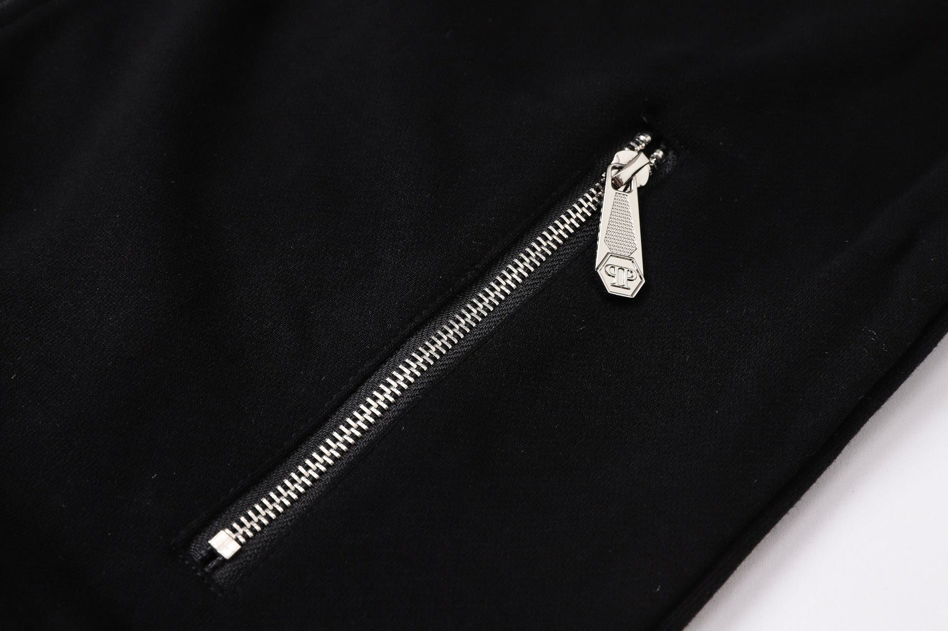 New-2025 Man Black Hoodie SOLODSQ2