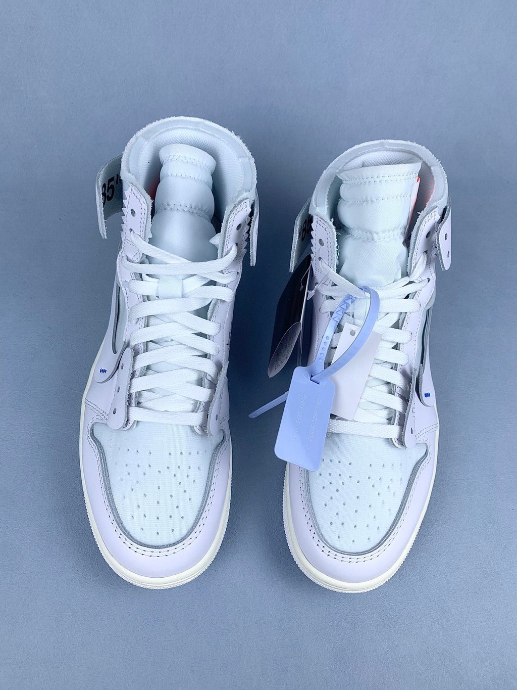 Air Jordan 1 High x Off-White Triple White Unisex Sneakers AA3834-100 detail view 3