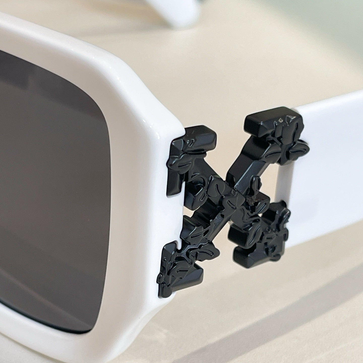 OFF-Whlte Arrow logo sunglasses#001 4-Bar