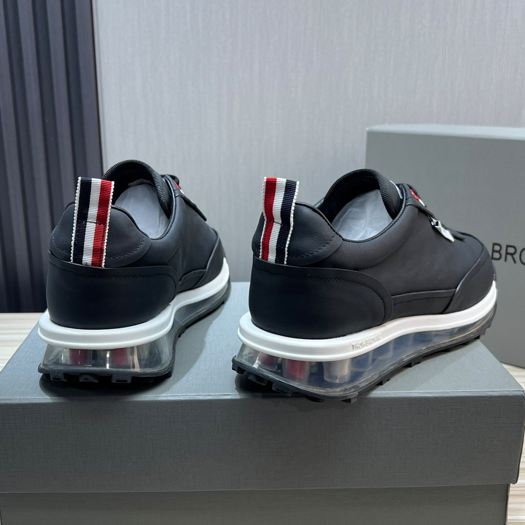Man Cowhide Sneakers THOM TREND