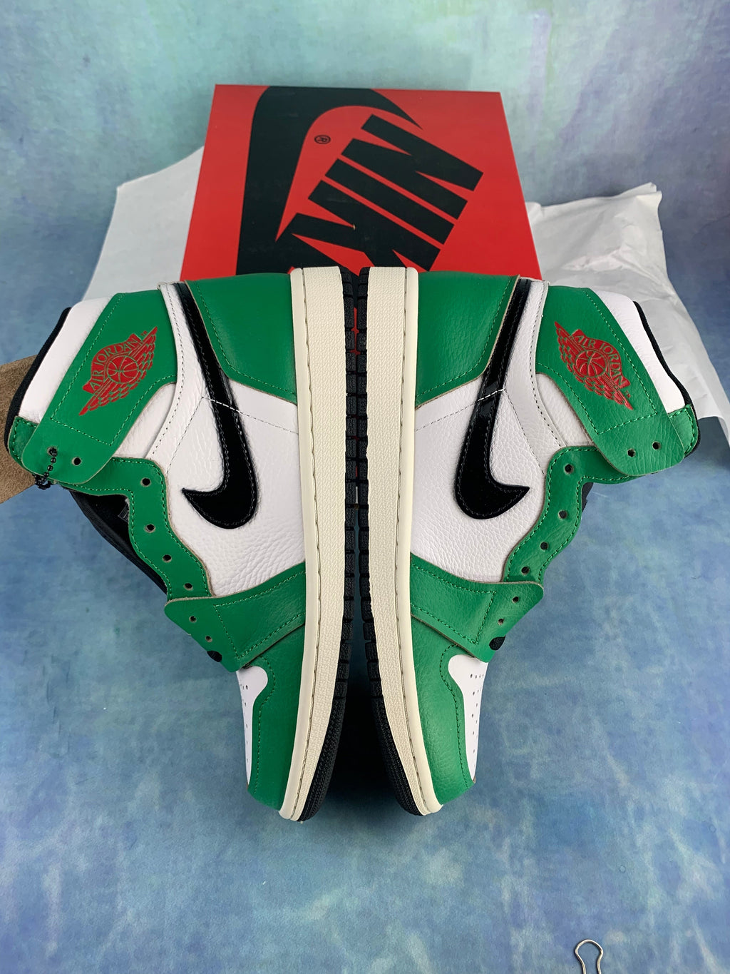 Air Jordan 1 High Heineken Unisex Sneakers detail view 3