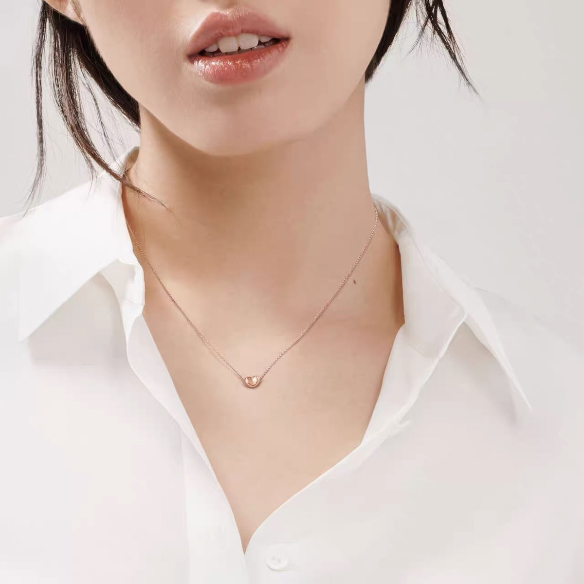 Tiffany Style Bead 18K Gold-Plated Necklace detail view 3