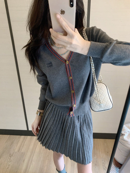 2025SS  Knitted jacket + pleated skirt THOM TREND