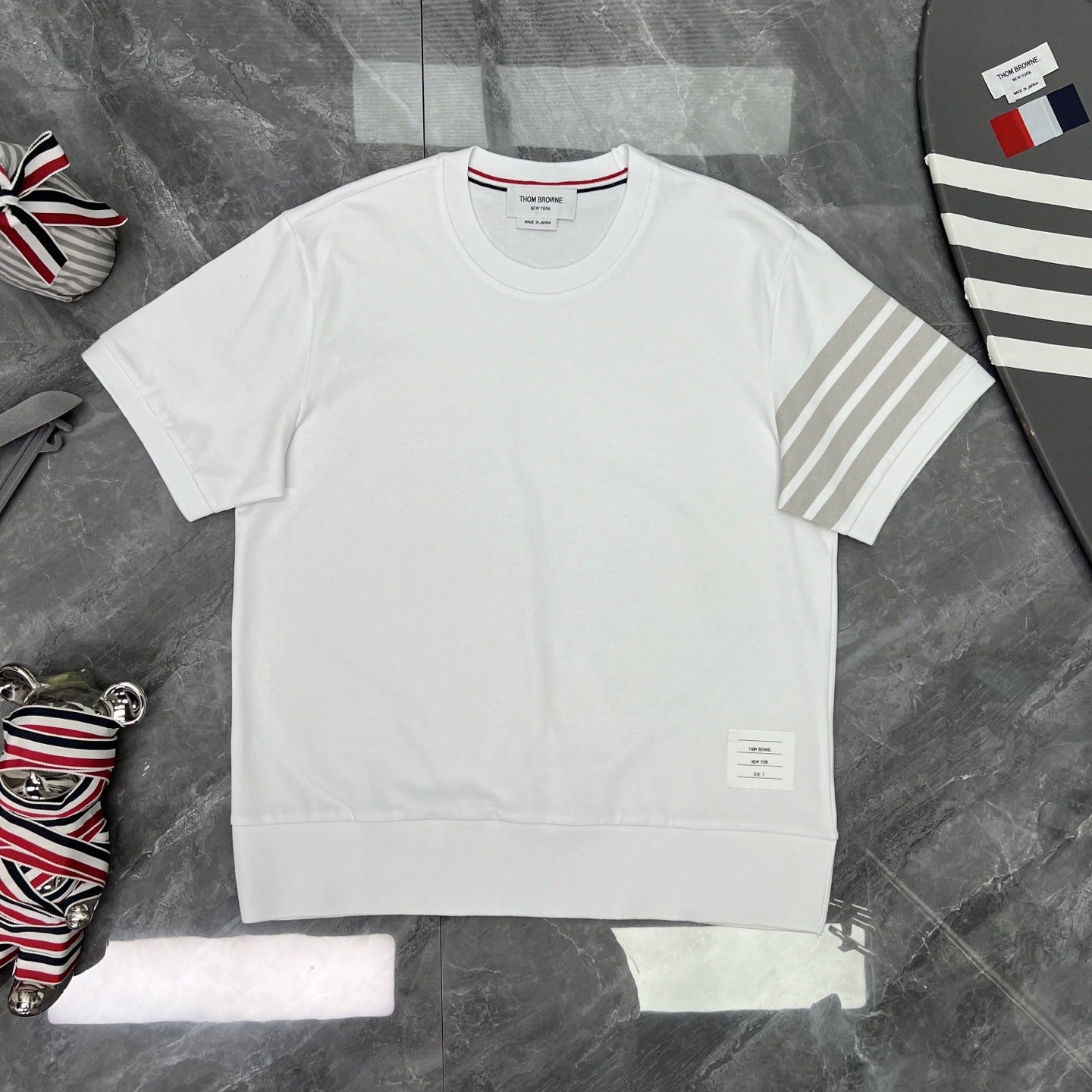 Colorblock Wave-Stripe Polo Tee – Unisex Summer Short Sleeve（副本） THOM TREND
