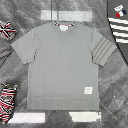 Colorblock Wave-Stripe Polo Tee – Unisex Summer Short Sleeve（副本） THOM TREND