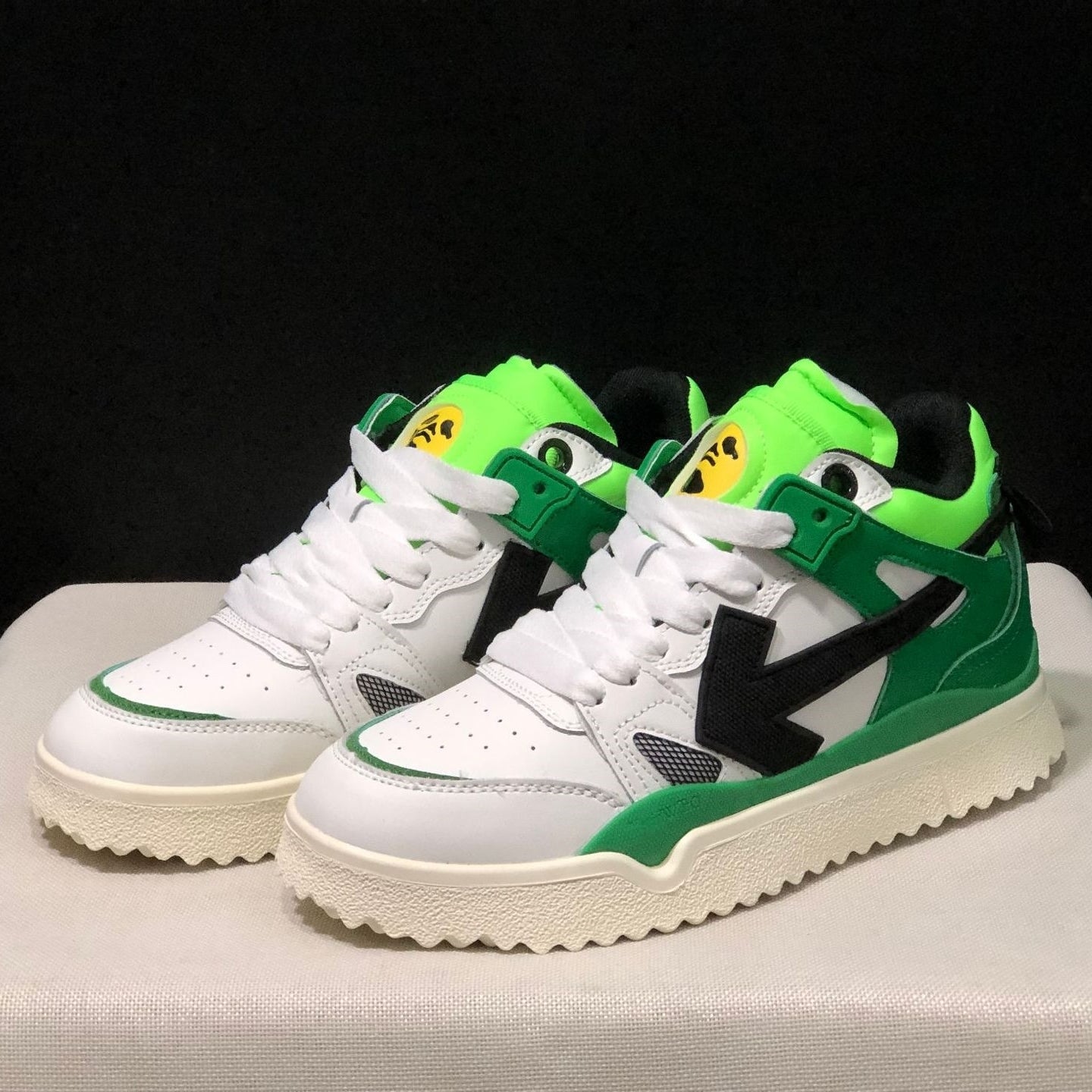OFF-Whlte Arrow Logo Leather Sneakers #40 4-Bar