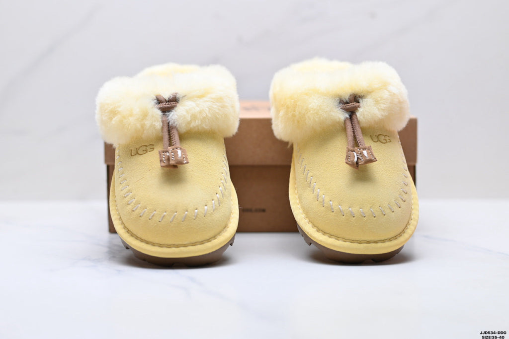 UGG Slipper Evolution Shearling Closed-Toe Slippers - product image 8