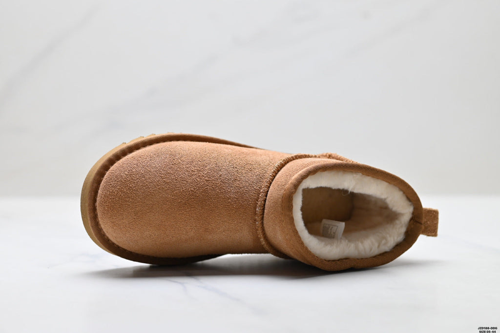UGG Classic Ultra Mini Platform Ankle Boots - product image 3