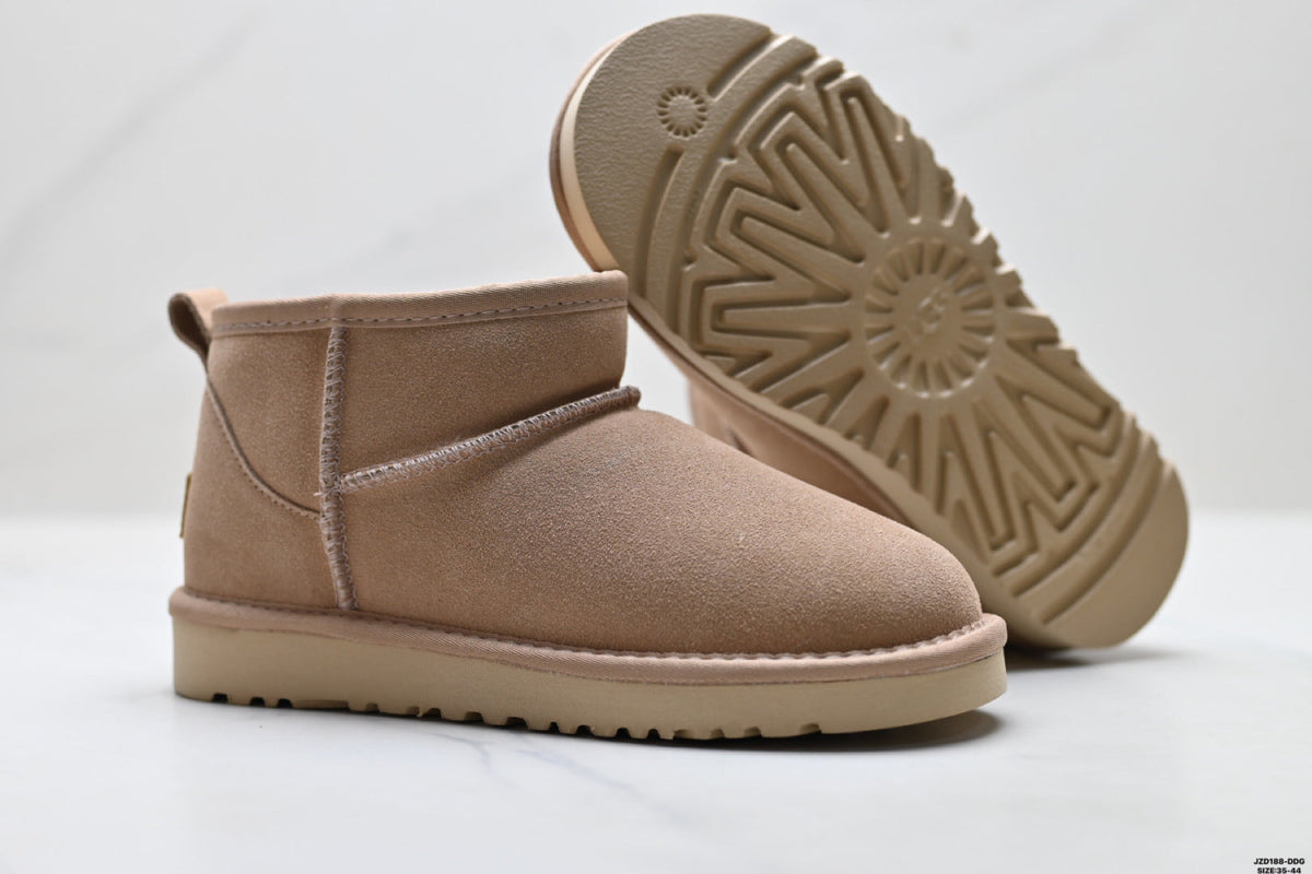 UGG Classic Ultra Mini Platform Ankle Boots - product image 6