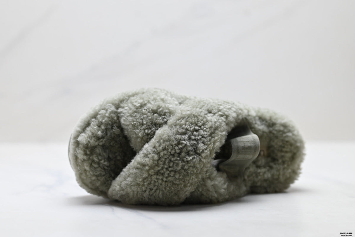 UGG Slipper Evolution Fluffy Platform Slides - product image 3