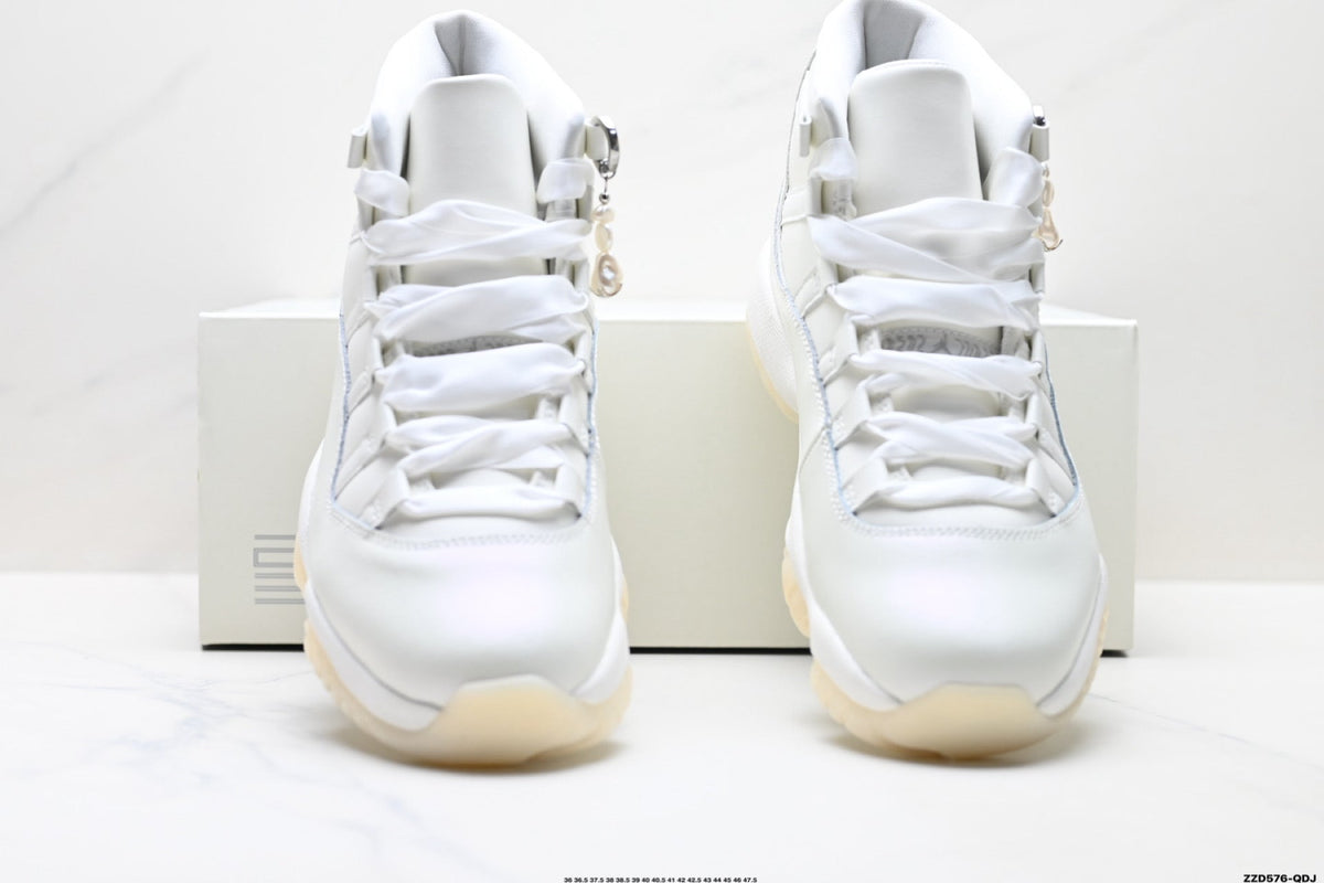 Air Jordan 11 Retro Triple White Unisex Sneakers Style 07 detail view 6