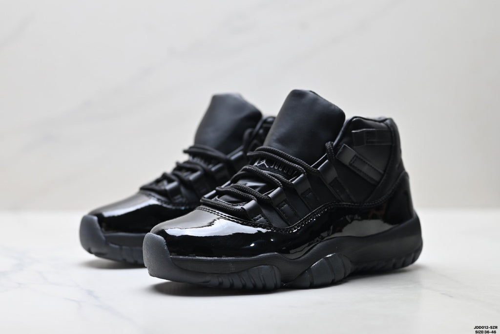 Air Jordan 11 Retro Triple Black Unisex Sneakers Style 22 detail view 3