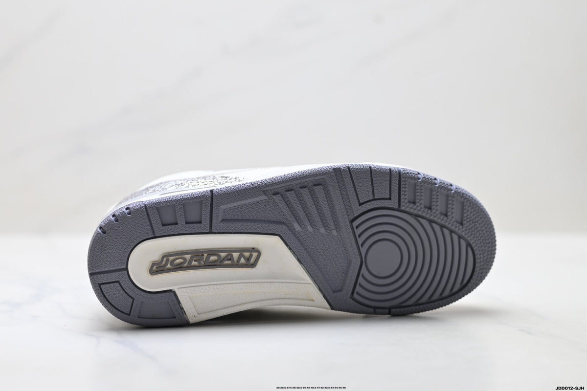Air Jordan 3 Retro White Sail Cement sneakers detail view 8