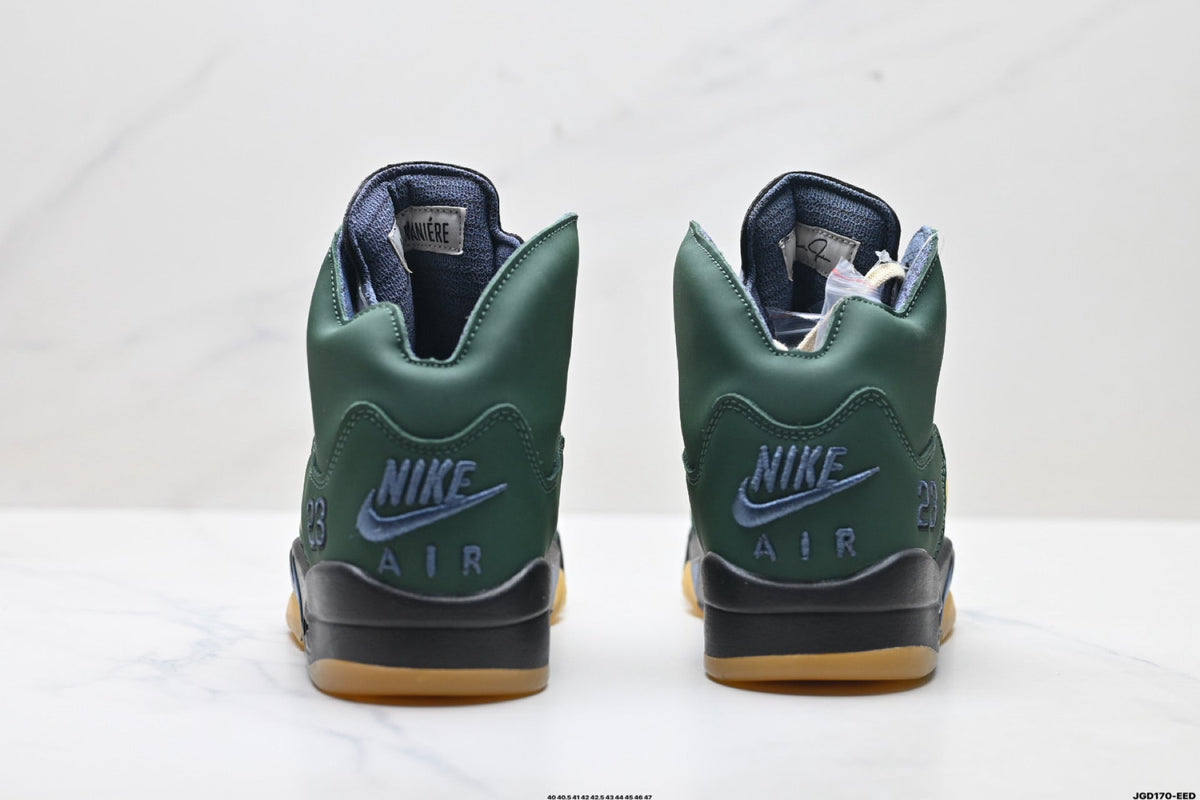 Air Jordan 5 Retro Green Gold Navy Sneakers detail view 6