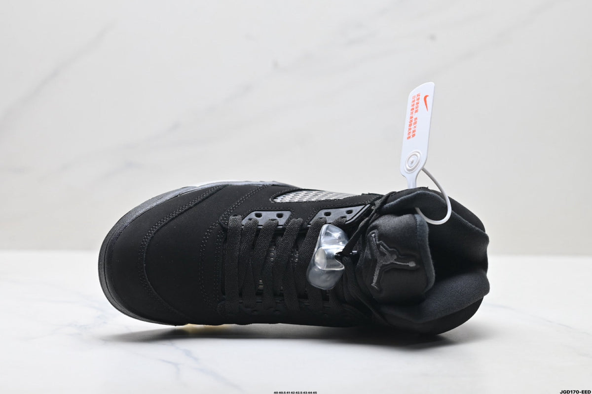 Air Jordan 5 Retro Black Metallic Silver Sneakers detail view 2