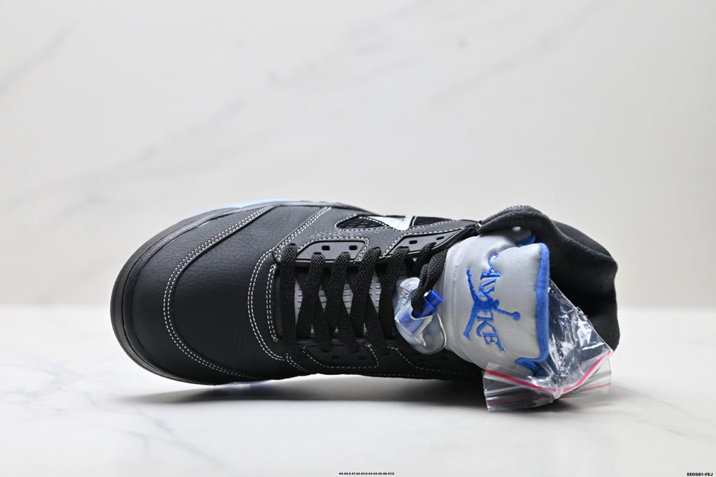 Air Jordan 5 Retro Black Royal Blue White Sneakers detail view 2