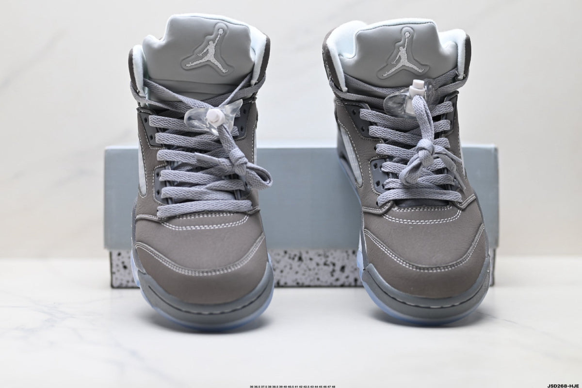 Air Jordan 5 Retro Cool Grey Silver Sneakers detail view 7