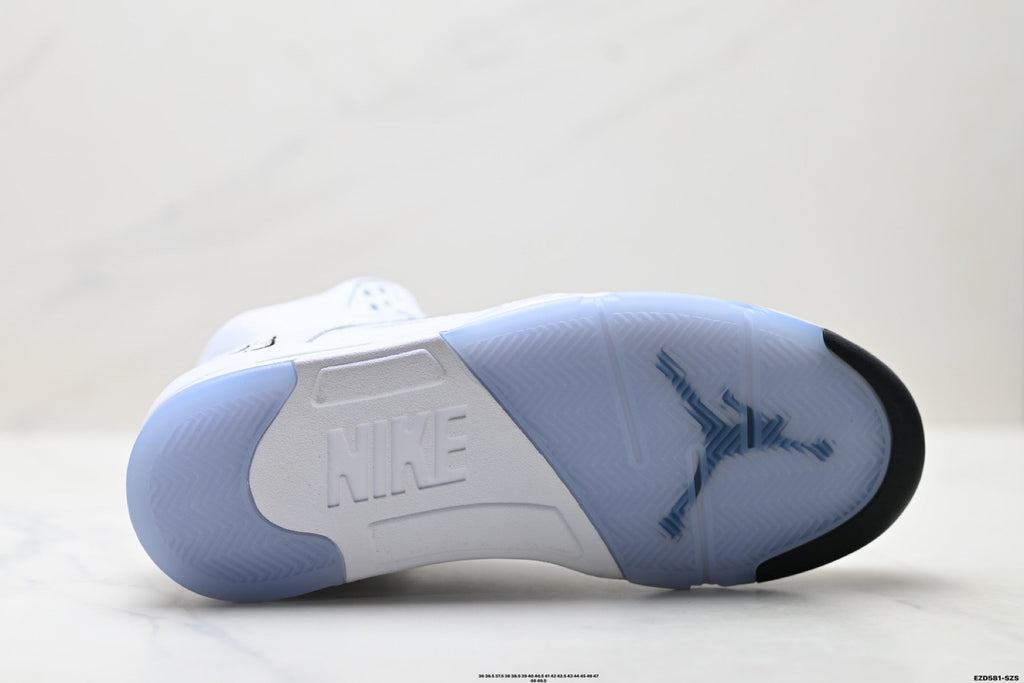 Air Jordan 5 Retro Triple White Sneakers detail view 8