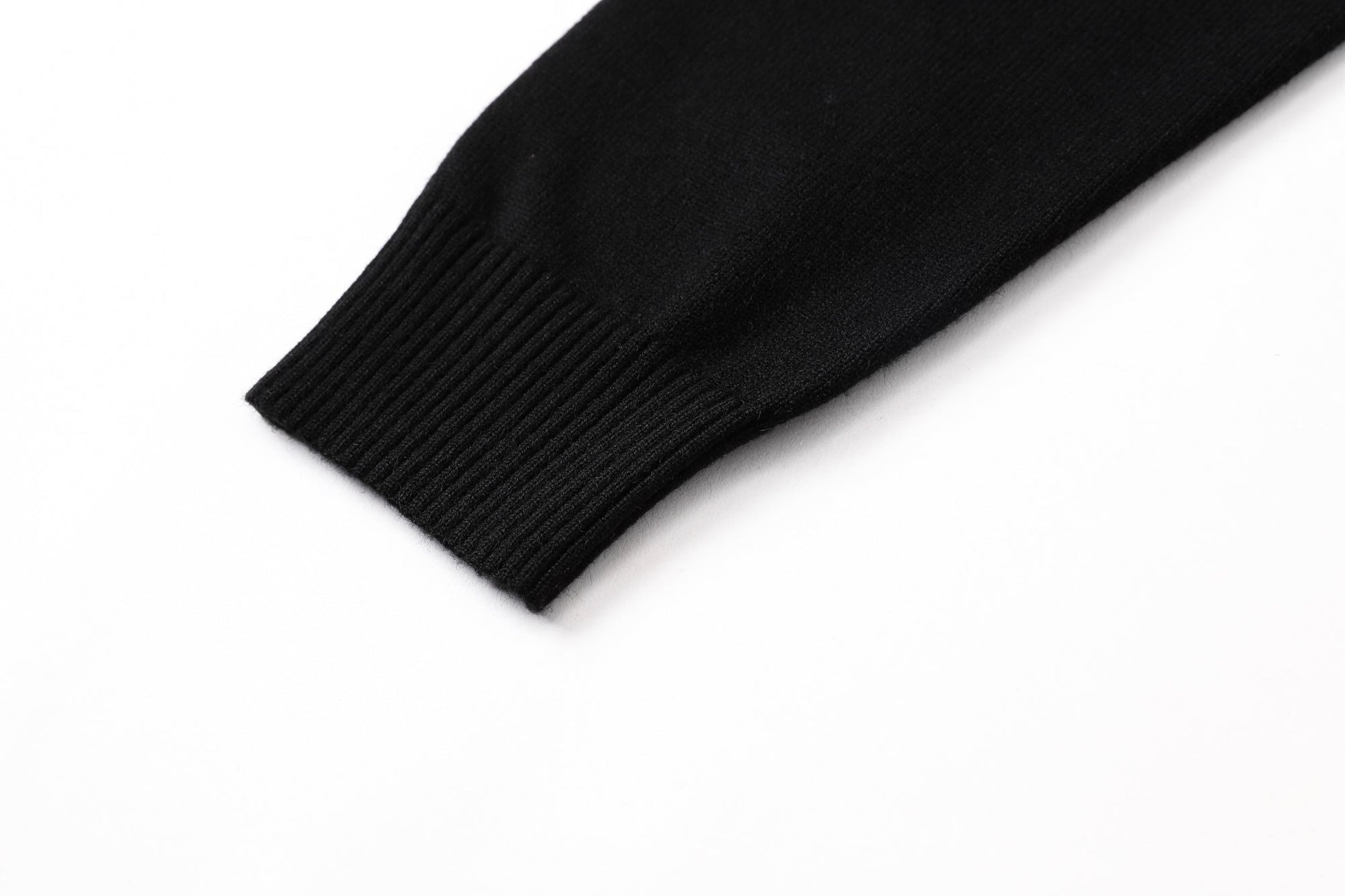 SOLO-Black Fleece Sweatshirt SOLODSQ2