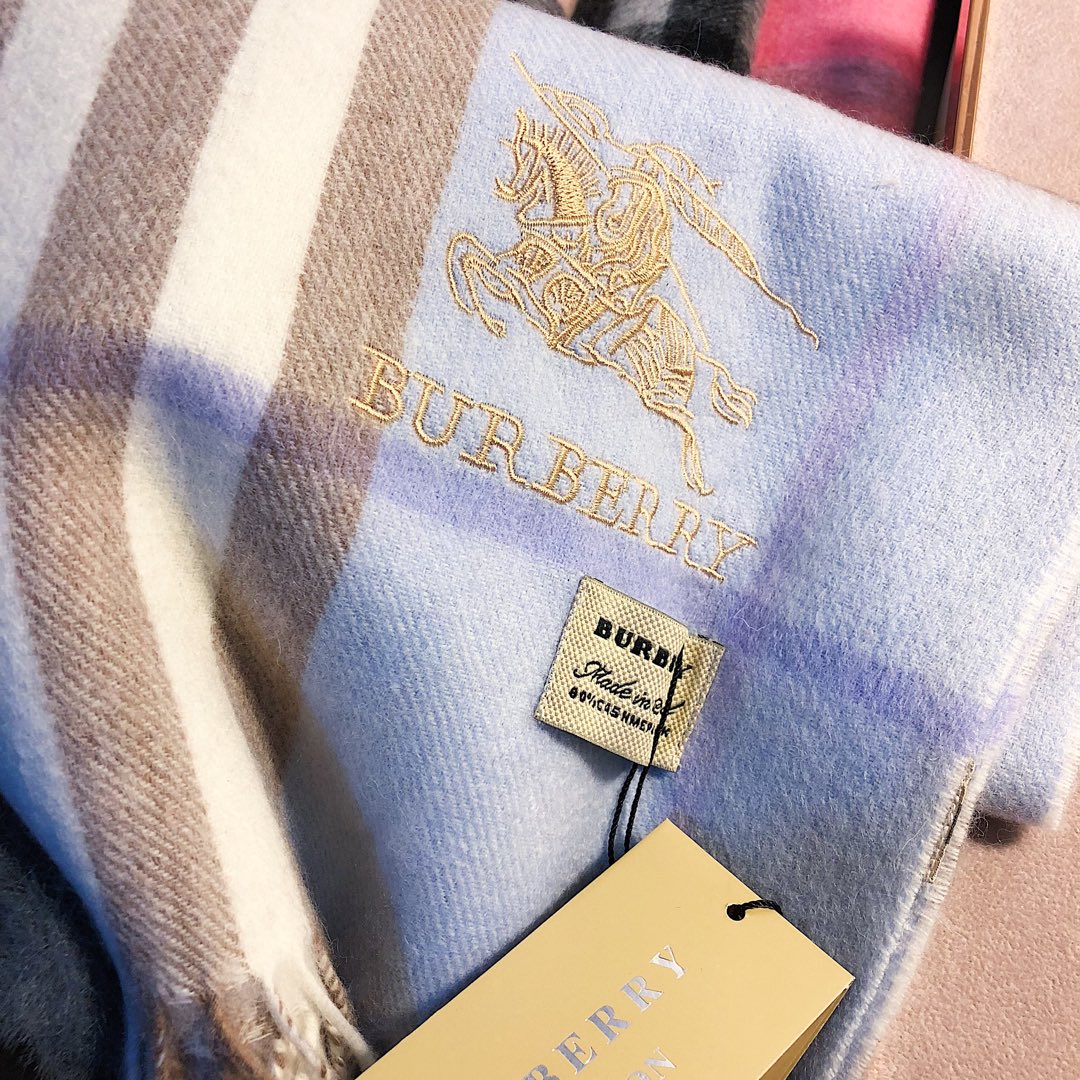 Burberry Style Classic Plaid Fringe Scarf product detail 8