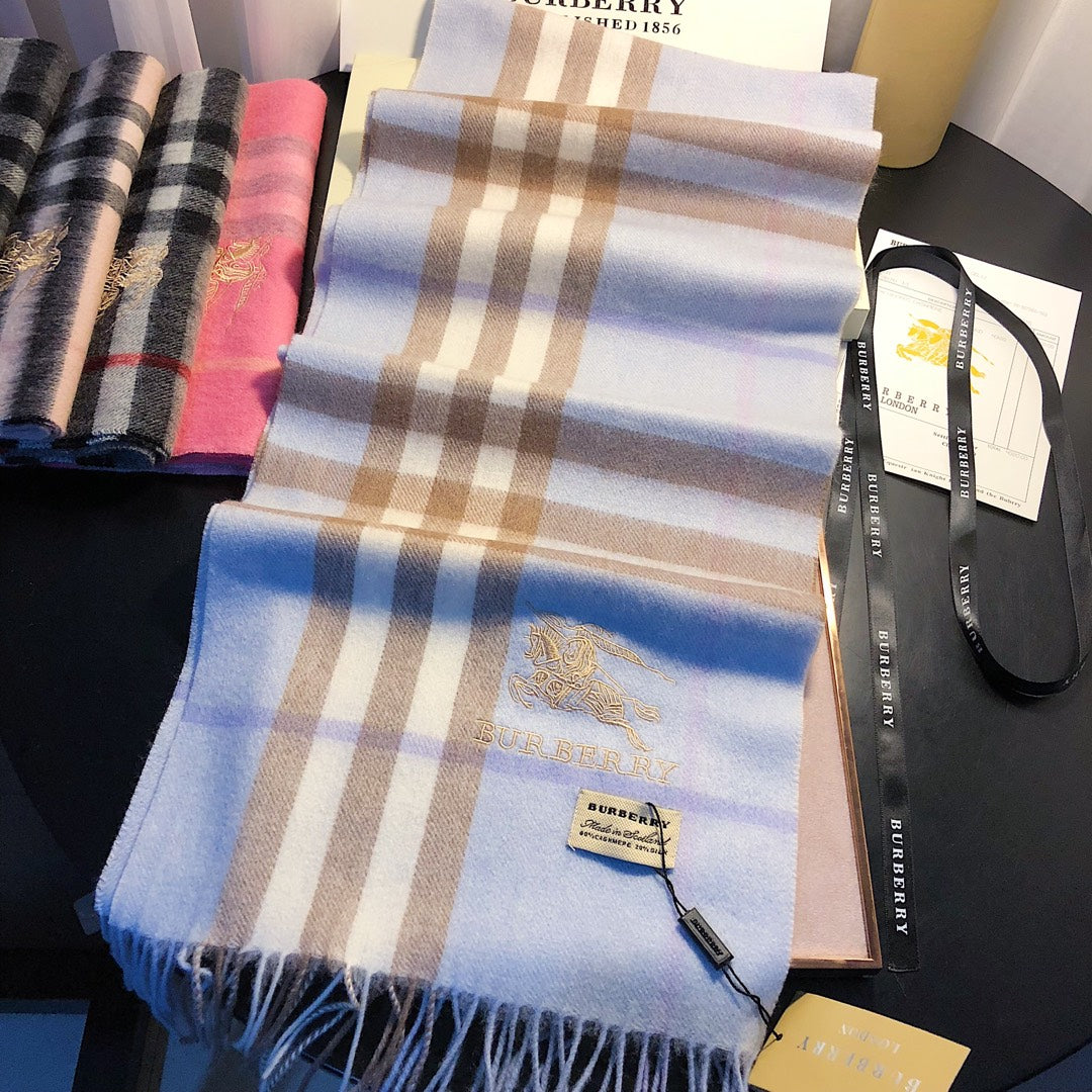 Burberry Style Classic Plaid Fringe Scarf product detail 10