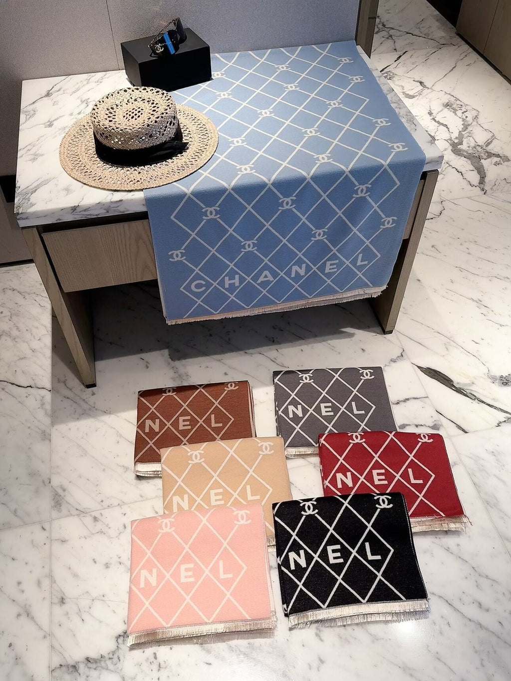 Chanel Style Diamond Lattice Logo Scarf product detail 2