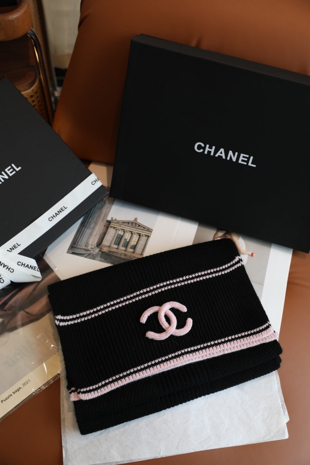 Chanel Style Rib-Knit Logo Scarf product detail 8