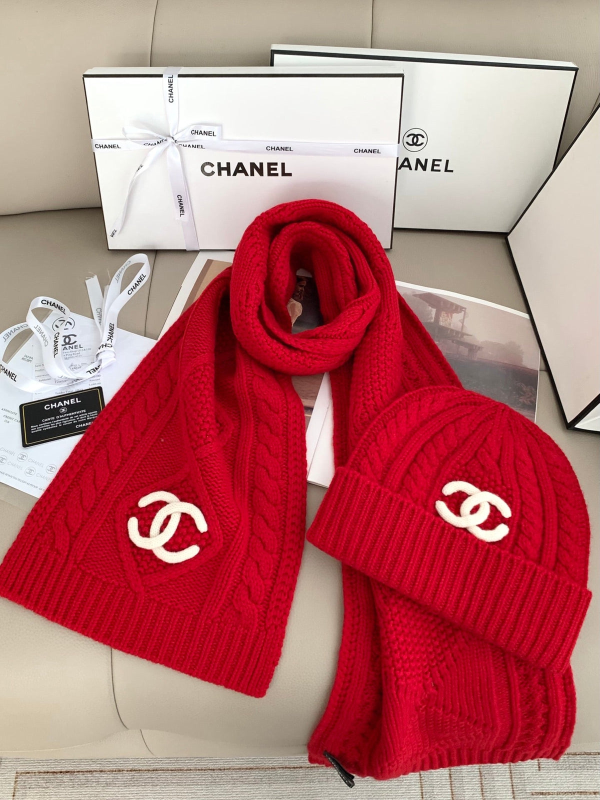 Chanel Style Rib-Knit Scarf and Beanie Set product detail 6