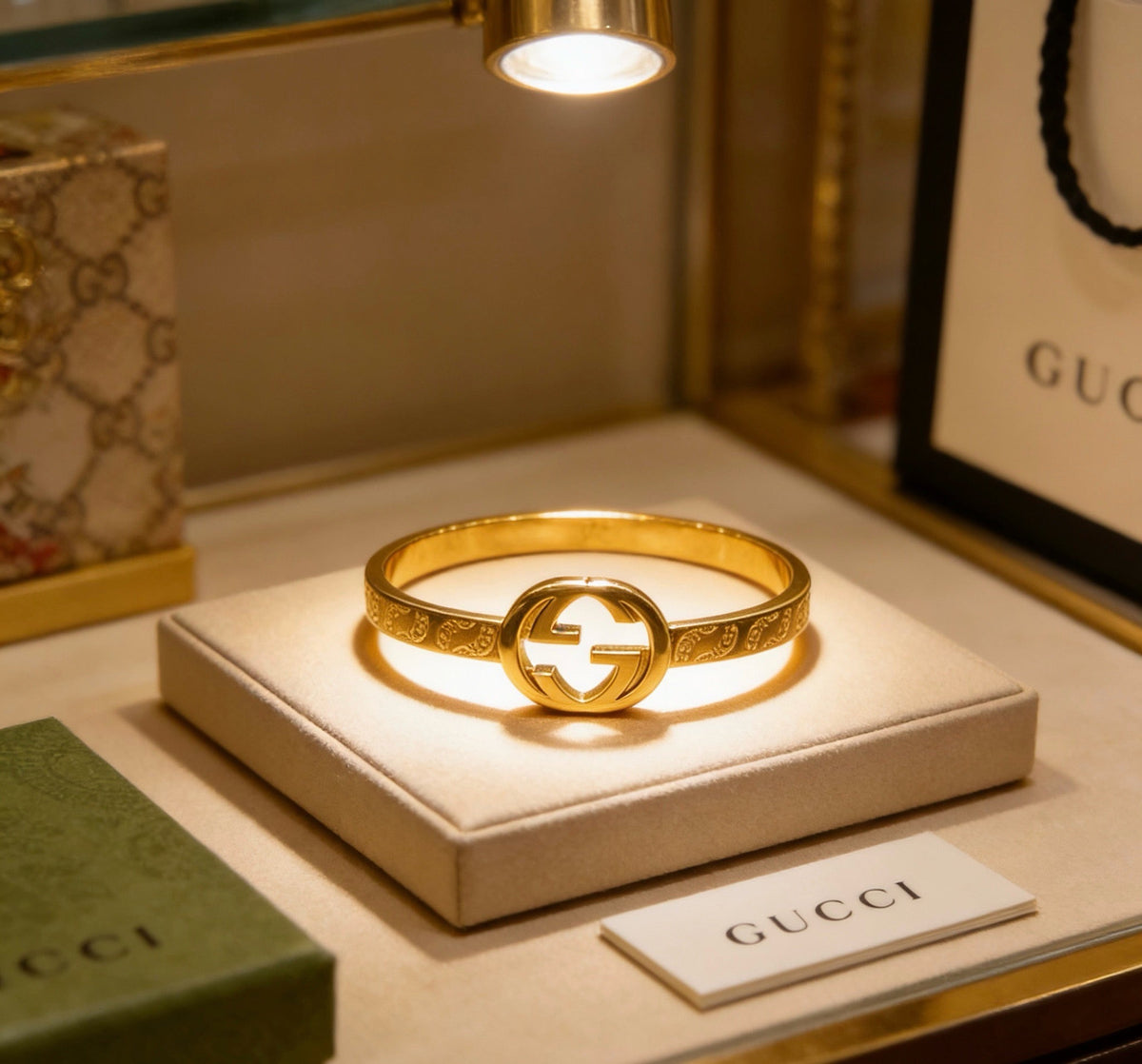 Gucci Vintage Double G Bracelet detail view 1