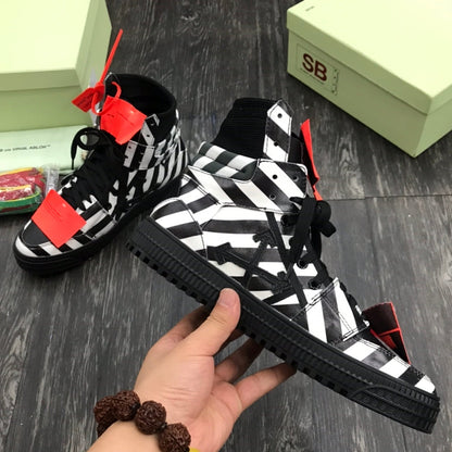 OFF-Whlte Arrow Logo Leather Sneakers #43 4-Bar